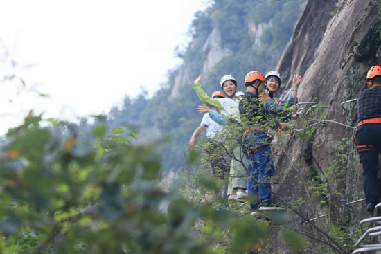 【旅游资讯-文字列表】老家河南媒体采风团走进南阳感受文旅产业蓬勃发展