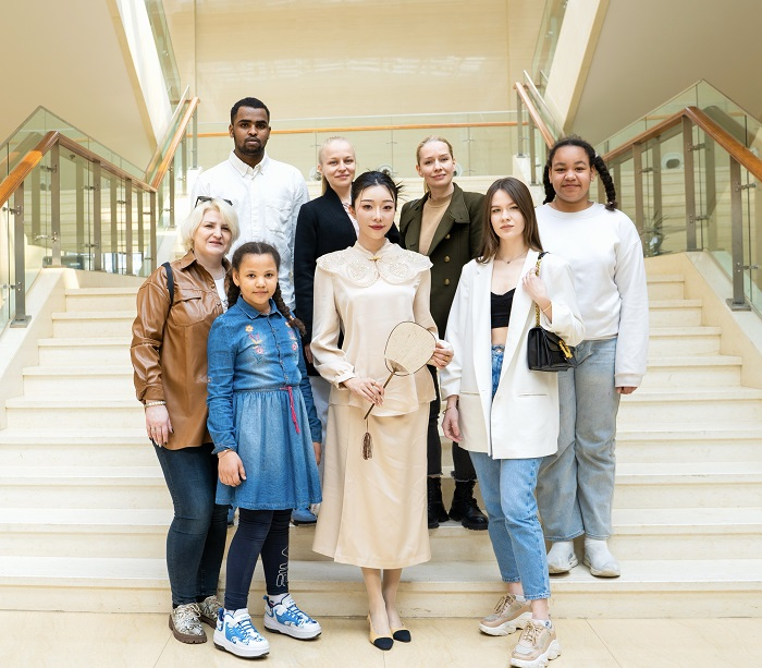 International Friends Visit Chengyang Museum in Qingdao_fororder_青岛1