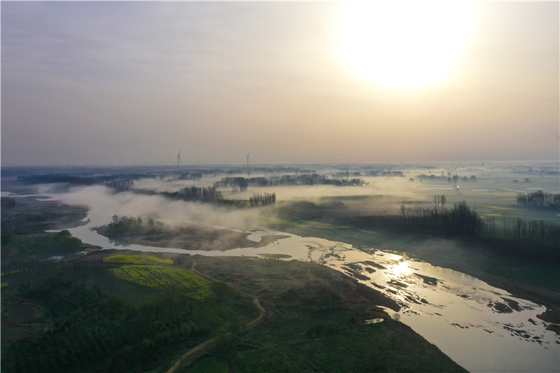 驻马店正阳：淮河两岸大雾弥漫宛如仙境_fororder_DJI_0437.JPG