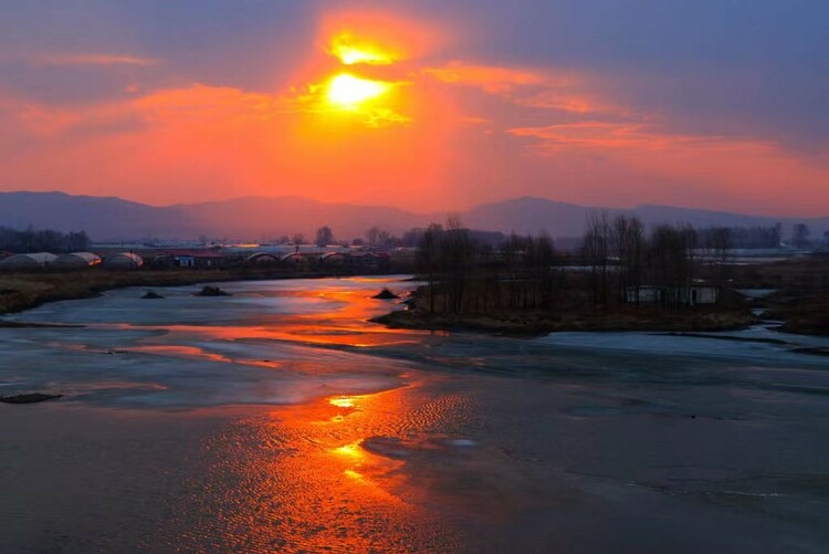 冰河落日圆 海林夕阳美