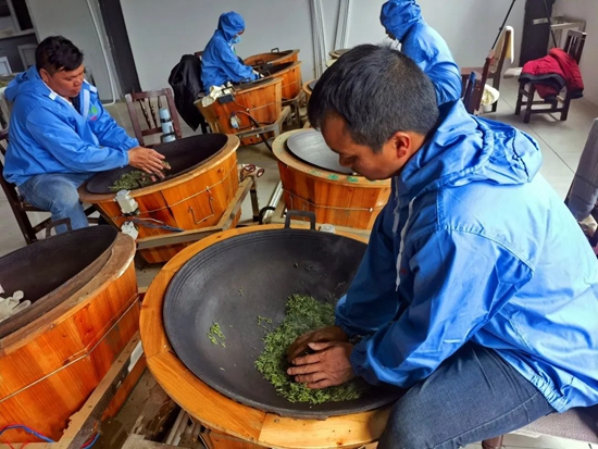 （供稿）贵州都匀：春茶市场旺 茶企产销忙_fororder_微信图片_20230329131733