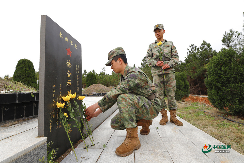 清明忆英雄：与“拓荒者”跨越50年对话，“奋进者”这样说