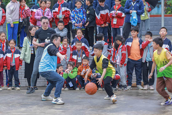 一路“童”行：上汽大众“繁星计划”希望小学公益在行动_fororder_image006