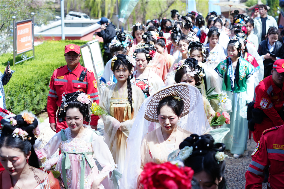 【原创】天水市“百花锦绣·龙城花朝”第二届汉服花朝节惊艳开幕_fororder_1