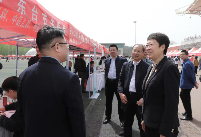 山西中医药大学举办2023届毕业生春季大型双选会_fororder_微信截图_20230413185147