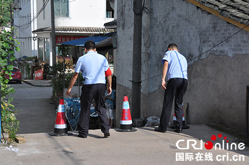 眉山洪雅：旅游警察正成为洪雅景区靓丽名片