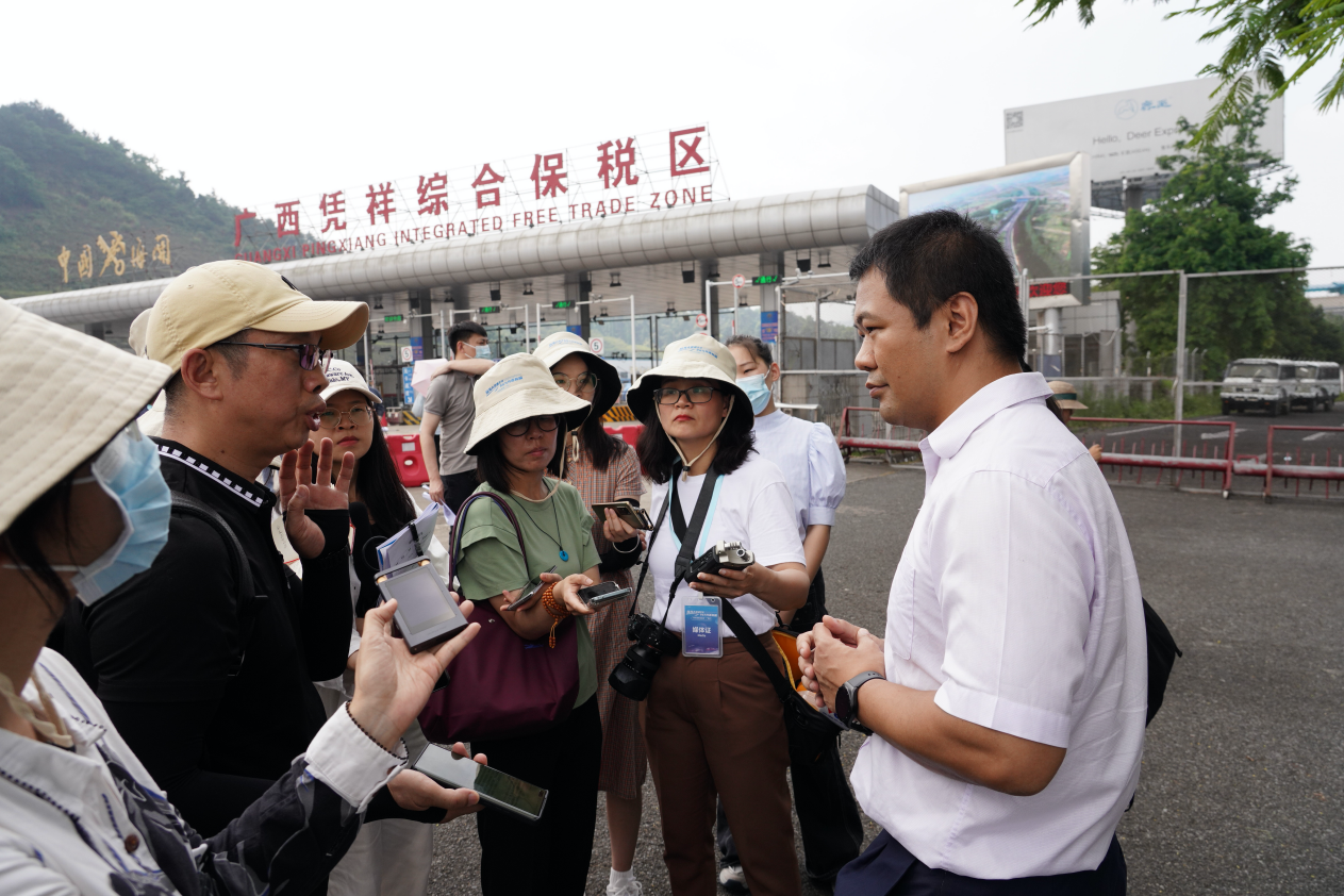 【中外媒体看通道】广西凭祥：口岸通货能力提质增速 助推互联互通兴边富民_fororder_图片73