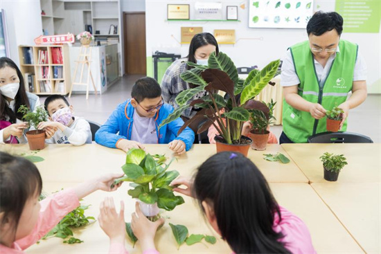 “青鸟课堂”文化助残项目：“有声有色”轻触自然——植物体验课程在苏州举办_fororder_图片8