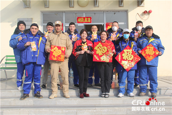 坚守在乌兹别克斯坦的“石油青年”林棋：“只有贴近泥土，才能找到要扎根的地方”_fororder___172.100.100.3_temp_9500031_1_9500031_1_1_e1608628-03b7-4316-b746-5860eed20db2