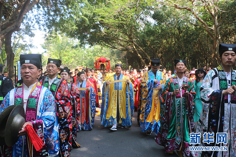 二月初二“三亚龙抬头节”：万人齐聚大小洞天祭海祈福