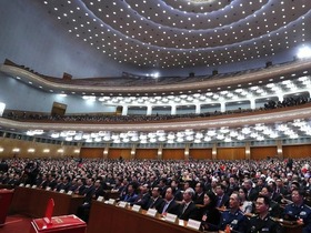 西班牙学者：2018两会向历史向世界交出中国答卷_fororder_1