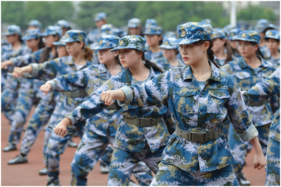 （供稿 文体列表 三吴大地南京 移动版）南京艺术学院进行2019级新生军训