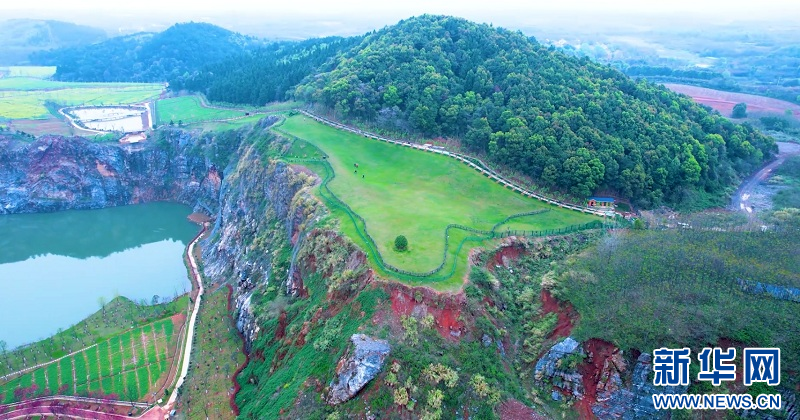 废弃矿山变景区 武汉江夏灵山的生态奇迹