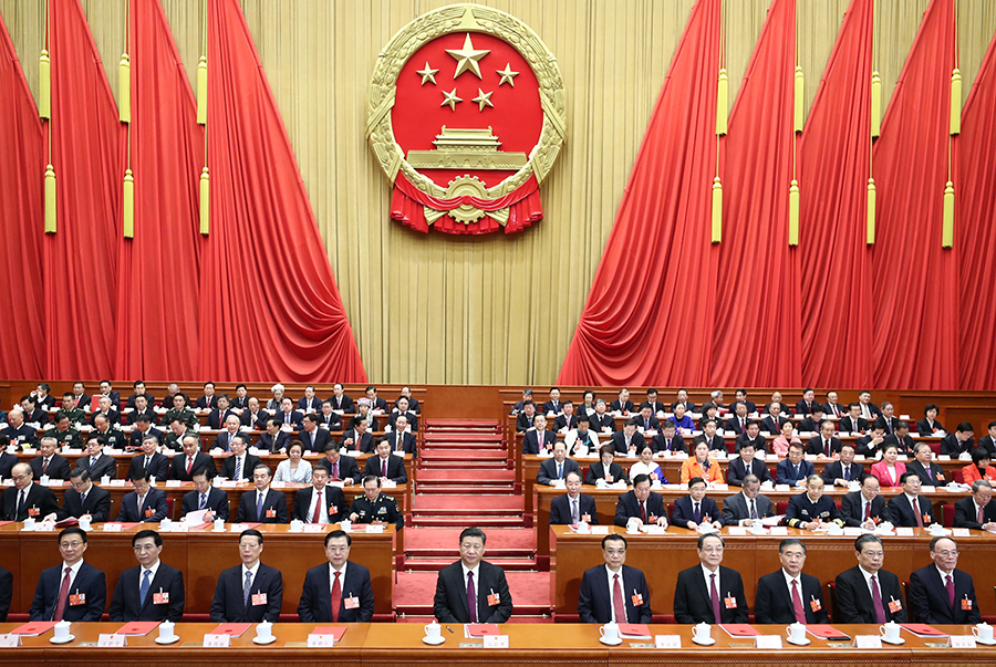 “万众一心向前进”！——国家主席习近平在十三届全国人大一次会议闭幕会讲话侧记