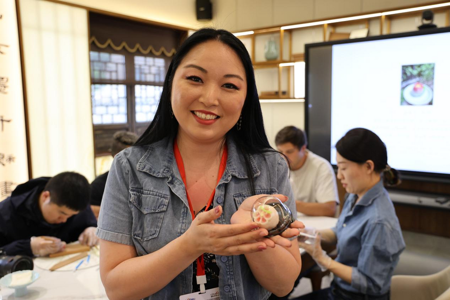 [2023 Daka China] Foreign Internet Influencers Take an Immersive Trip to Experience Song Dynasty's Culture in Kaifeng_fororder_河南5