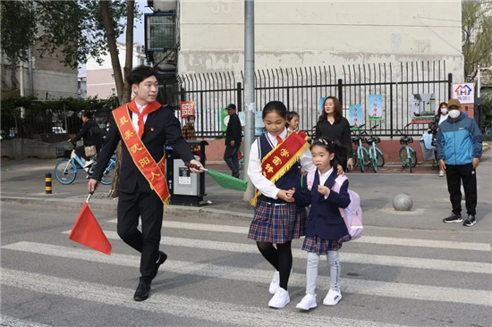 文明春风进校园 沈阳北塔小学开展弘扬雷锋精神主题活动_fororder_宋世辉1