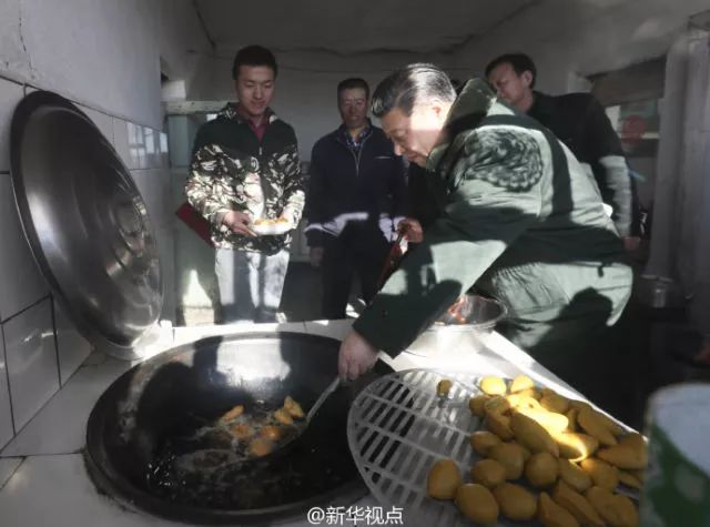 习近平诠释的这则“恒等式”，引爆最强掌声潮！