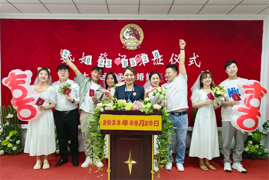 守望幸福 沈阳市民政局全力保障“520”“521”高峰日婚姻登记服务需求_fororder_微信图片_20230523095934