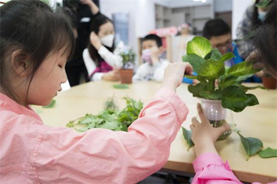 “青鸟课堂”文化助残项目：“有声有色”轻触自然——植物体验课程在苏州举办_fororder_图片10