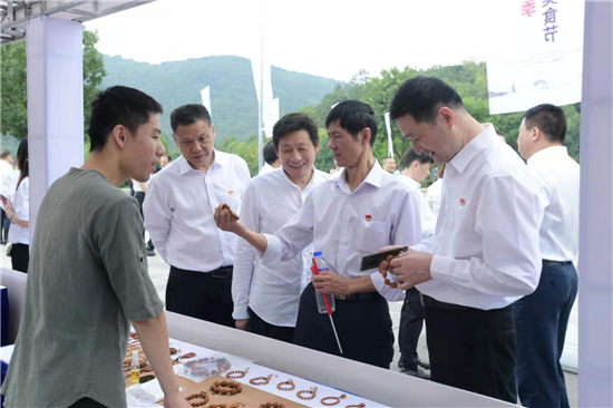 （供稿 食品列表 三吴大地苏州 移动版）2019第十五届中国·藏书羊肉美食节开幕