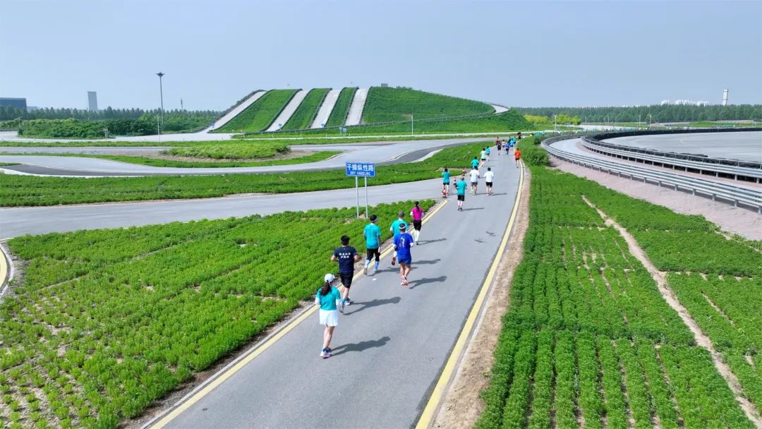 中国汽车工业史上的跑者——长城汽车是如何穿越周期跑到今天的？_fororder_image007