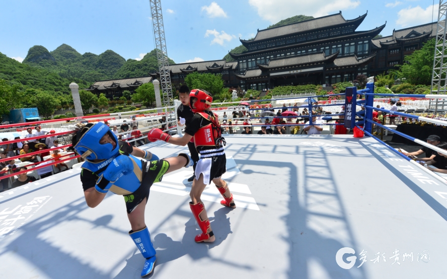 贵州织金搏击文化旅游节上演巅峰对决