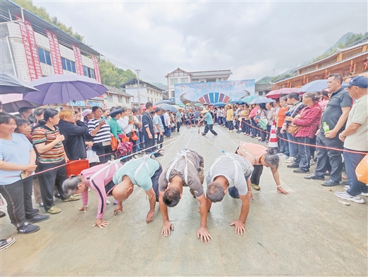 广西龙胜：赏民俗 品文化 跑山赛