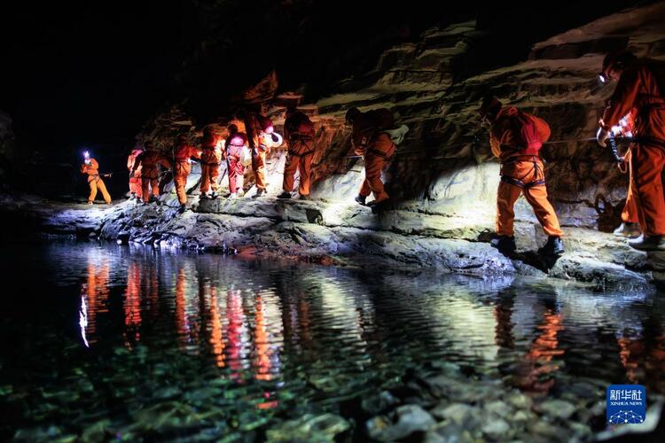 亚洲第一长洞所在地探索“洞穴+”旅游