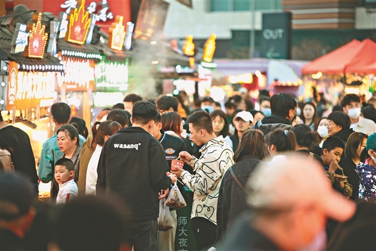 哈尔滨：夜经济活力强劲 烟火冰城更幸福