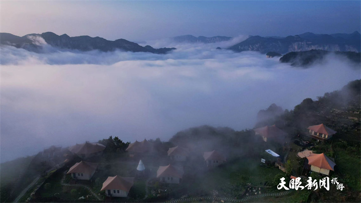 避暑度假到贵州 领略黔西乌江源百里画廊别样风景