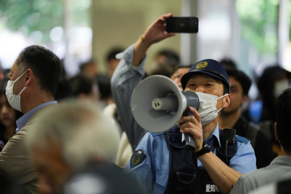 日本多地连降暴雨 200万人接到疏散通知