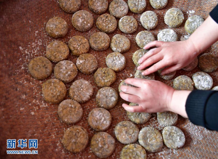 【图说荆楚】土家美食茅香粑