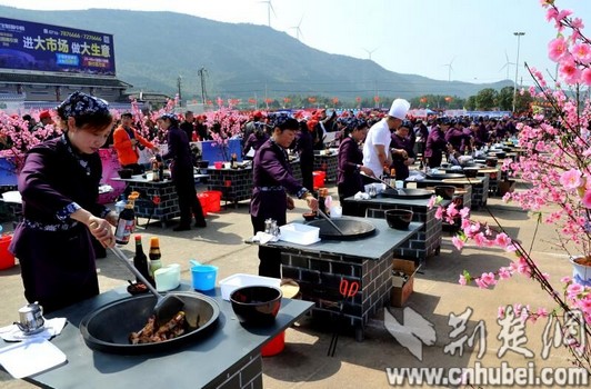 【聚集荆楚 图文】【荆州】2018湖北石首桃花季盛大开启 一花“鸡”起千层浪