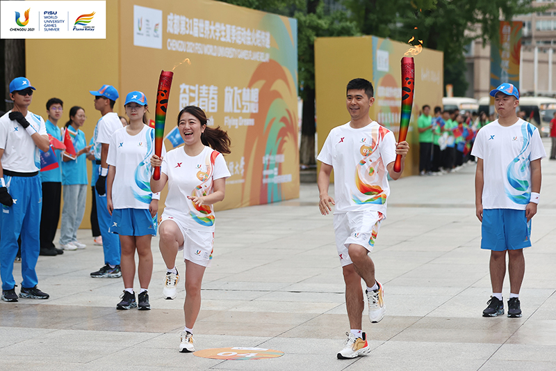 成都第31届世界大学生夏季运动会火炬传递成都站第三日活动圆满成功_fororder_微信图片_20230714140822