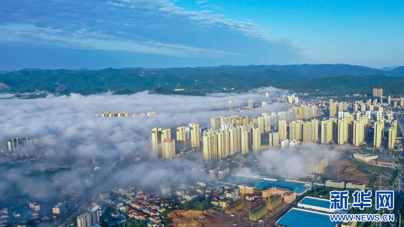 湖北南漳：雨后初霁 云雾醉漳城