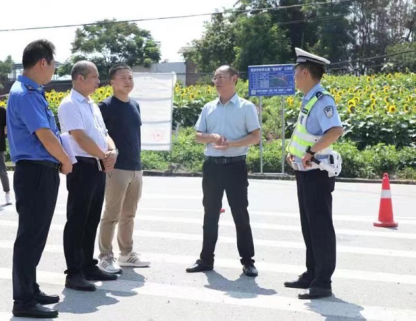 重庆永川开展道路交通安全和运输执法领域突出问题专项法治督察_fororder_图片2