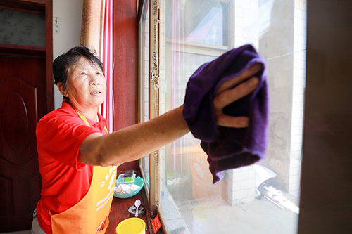 河北肥乡：居家托养服务“托起”残疾人幸福生活_fororder_1