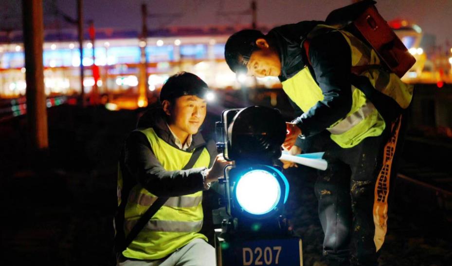 7月1日暑运拉开帷幕 云南铁路预计发送旅客1860万人次_fororder_2