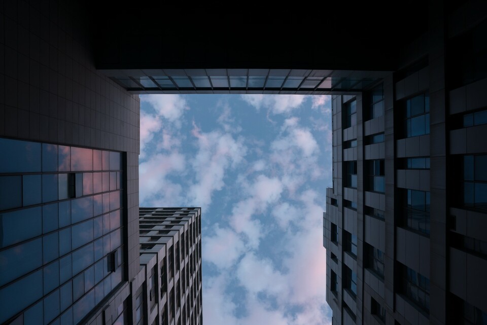 【大河网景】大片既视感 郑州傍晚的天空现绚丽晚霞