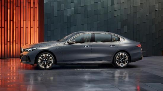 越级智能豪华座驾 全新一代BMW 5系蓄势待发_fororder_image002