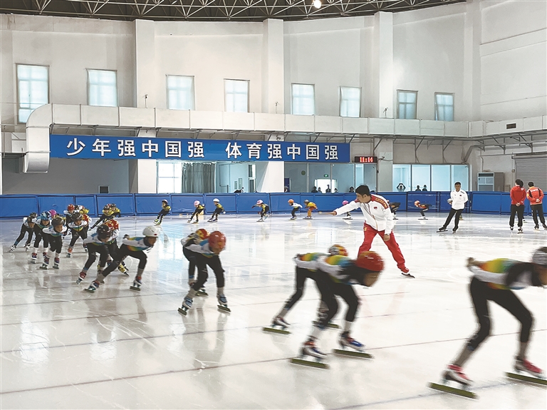 七台河短道速滑 训练热情更高涨