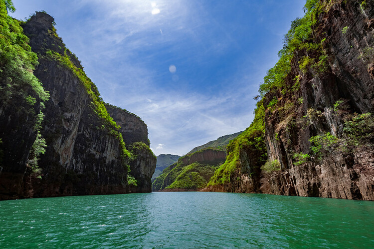 在浪漫贵州写情诗｜六盘水篇：你来，我用19℃的夏天迎接~