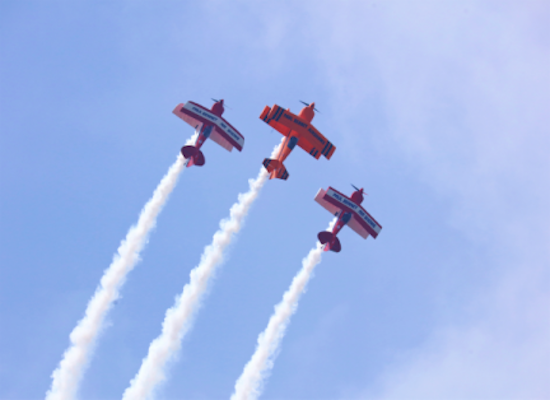 高空“炫技” 逐梦蓝天 第十届沈阳法库国际飞行大会启幕_fororder_图片82