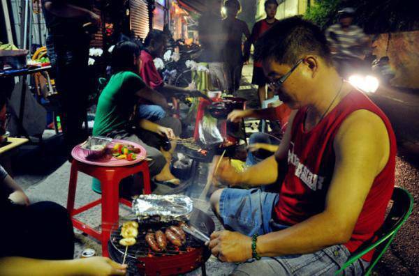 【我在大陆看台湾】台湾的中秋节，竟然就是烤串节