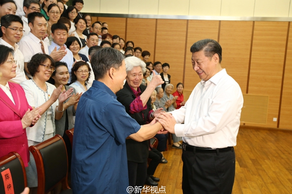 习近平回到母校看望师生 祝贺教师节