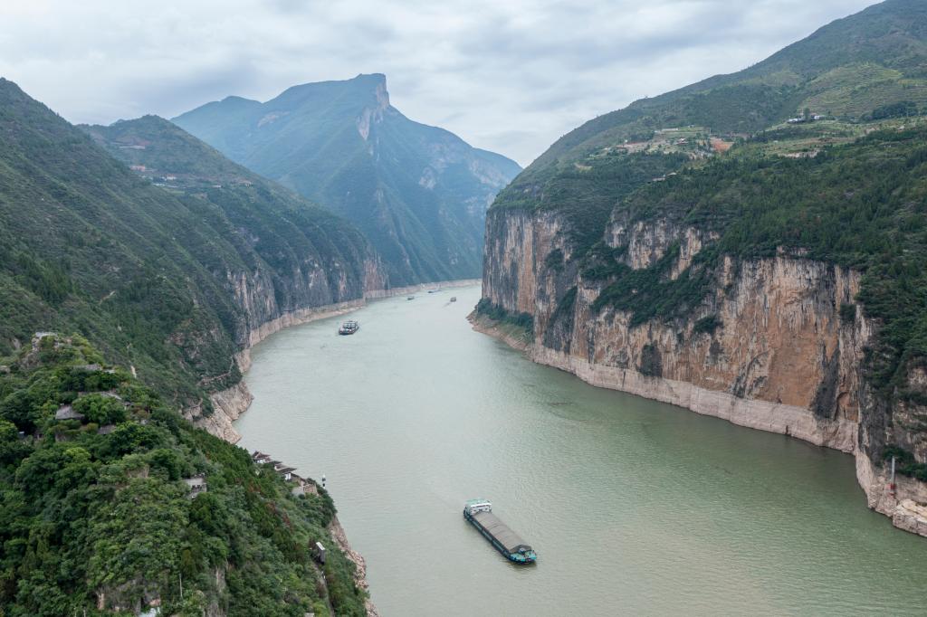 （新时代中国调研行·长江篇）长江行丨峻秀三峡