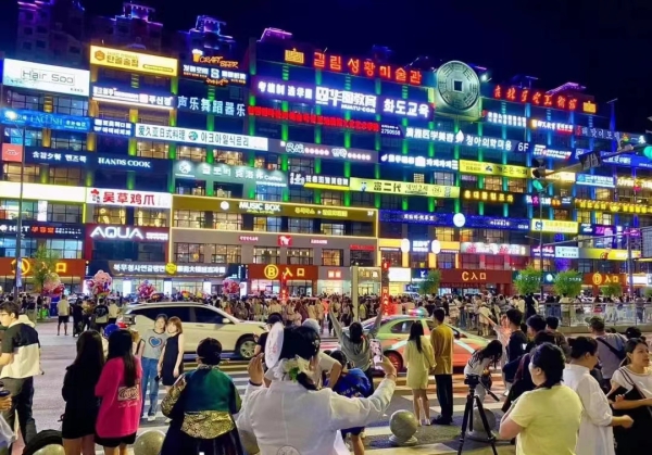 电影《燃冬》全国上映 延吉文旅景象首登大荧幕