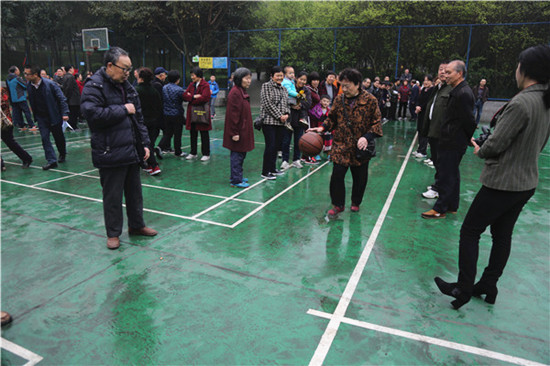 【区县联动】【丰都】丰都县交委举办运动会 让退休职工动起来 【区县联动 列表】丰都县交委让退休职工运动起来