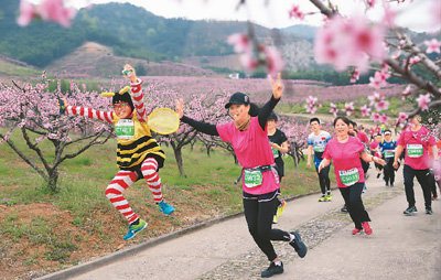 家门口办赛打好生态牌 多地上演“人在画中跑”