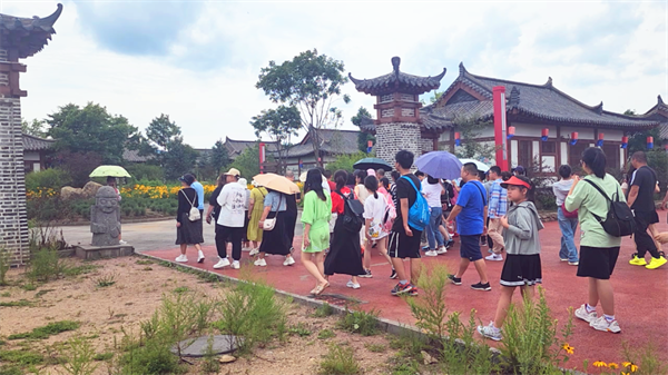 延边州安图县长白山百花谷朝鲜族古村落旅游热度攀升_fororder_吉林百花谷2